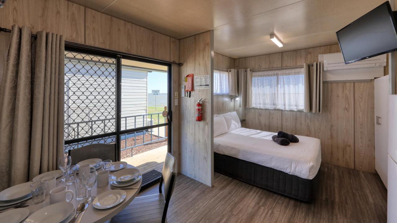 Lake Boga Caravan Park Εξωτερικό φωτογραφία